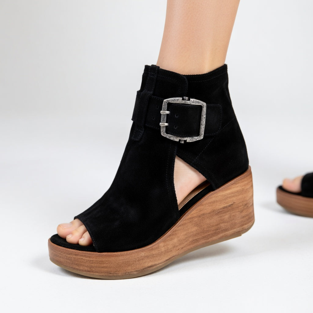 Black / 12