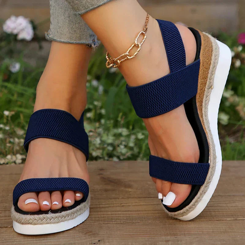 Blue / 12