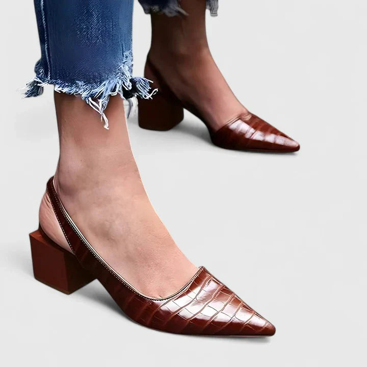 Brown / 12 US | 43 EU