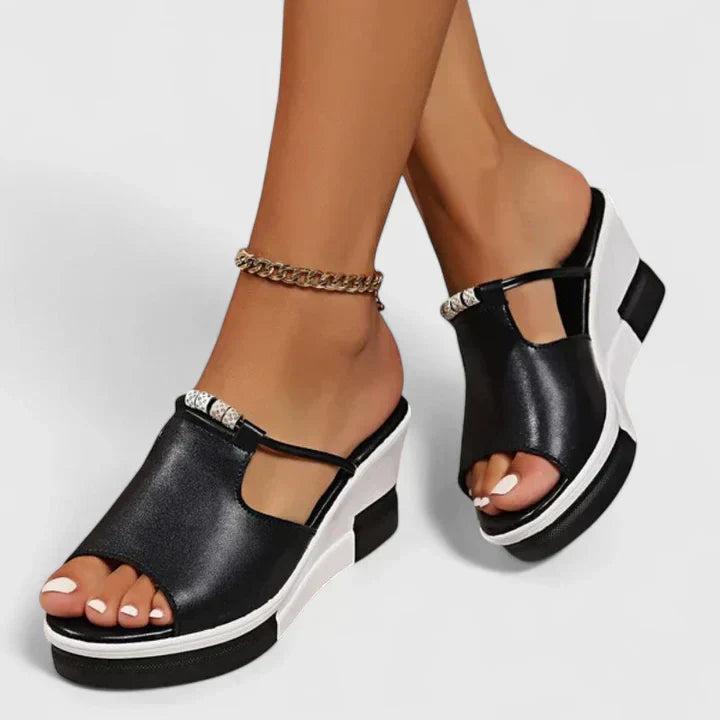 Black / 11 US | 42 EU
