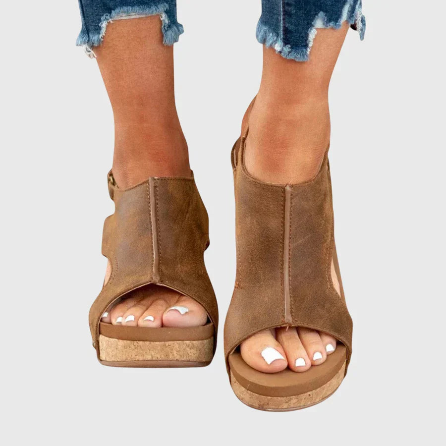 Brown / 12 US | 43 EU