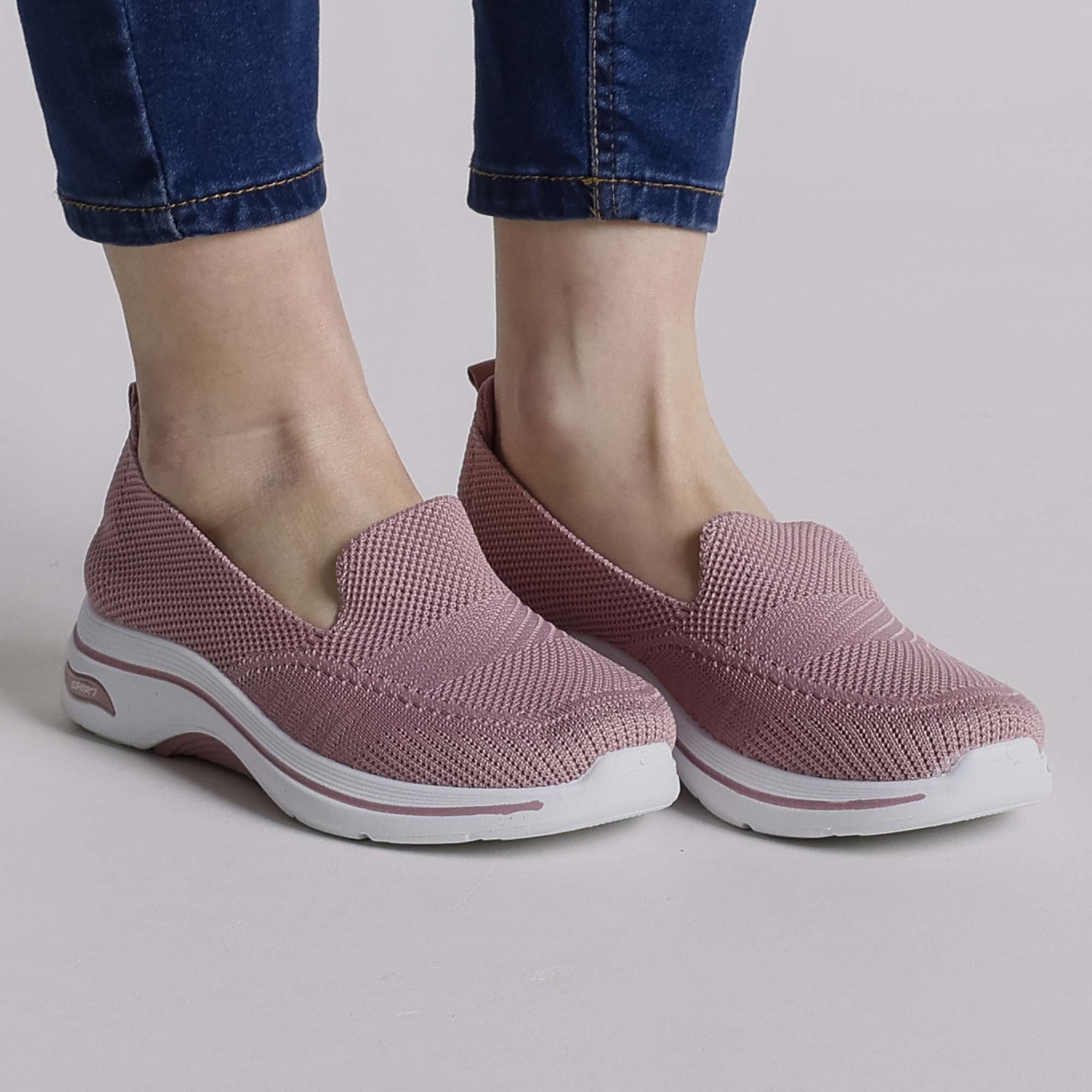 Pink / 41