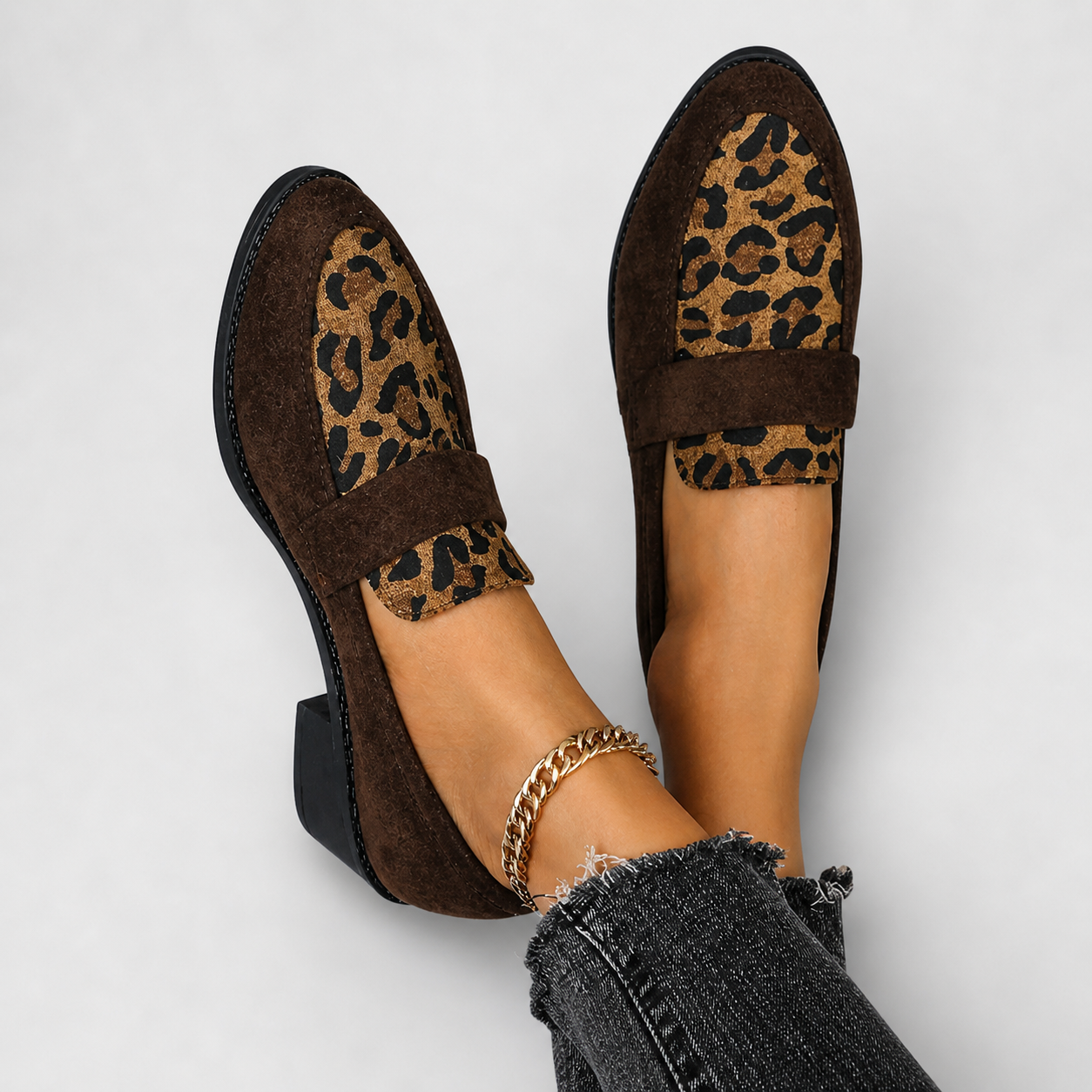 Dark Brown / 43