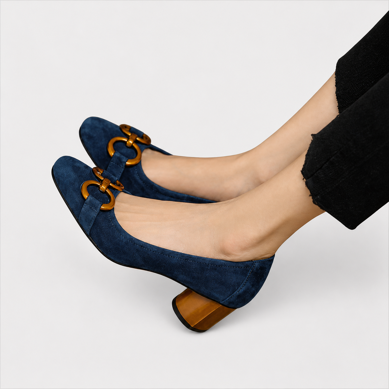 Dark Blue / 39