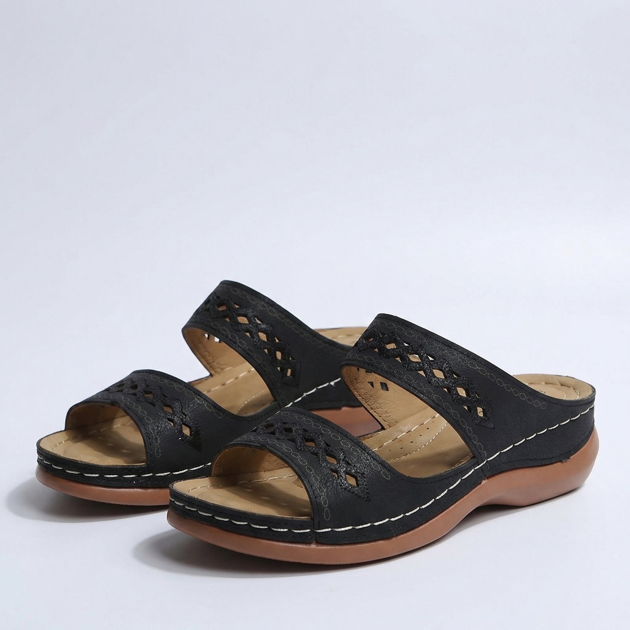 Black / 44