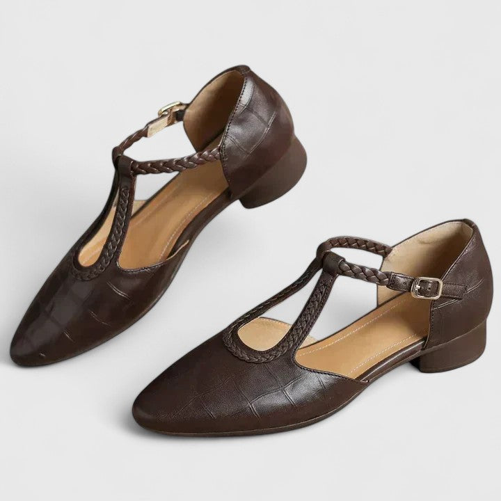 Brown / 9 US | 40 EU