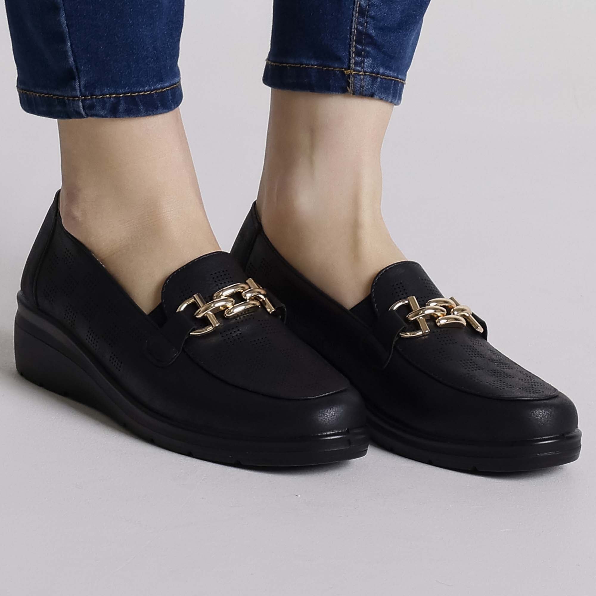 Black / 41